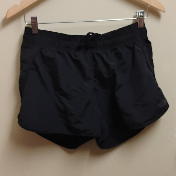 The North Face Women's Black Athletic Shorts Sz S - Picture 1 of 6